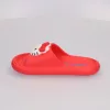 Hello Kitty Red Bow gyerek papucs 32/33