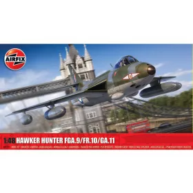   Airfix - Hawker Hunter FGA.9/FR.10/GA.11 1:48 makett repülő (A09192)