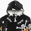 One Piece Skull felnőtt belebújós plüss polár takaró, poncsó