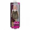 Barbie Fashionista barátnők - Barbie mintás ruhában FXL49