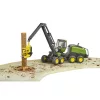 Bruder John Deere 1270G rönkszállító (02135)