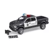 Bruder RAM 2500 Rendőrségi pick-up rendőrrel