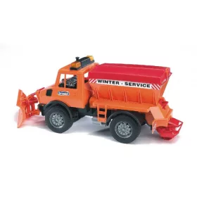 Bruder UNIMOG szóróautó hólapáttal (02572)