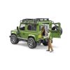 Bruder Land Rover Defender Station Wagon erdésszel és kutyával