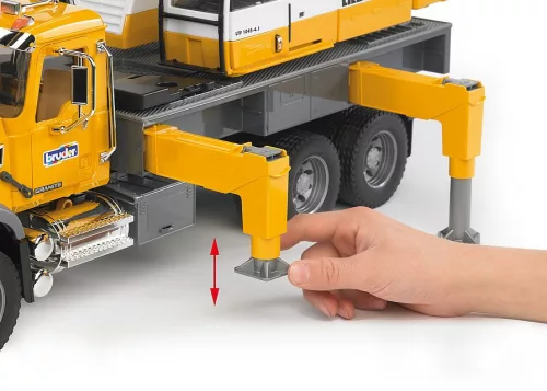 Bruder MACK anite Liebherr daruskocsi (02818)