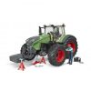 Bruder Fendt 1050 Vario traktor munkással és szervizberendezéssel (04041)