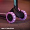 BERG Nexo - Mint összecsukható roller világító kerekekkel