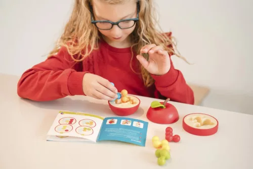 Smart Games Kukacos alma logikai játék – 3D térbeli fejtörő 80 feladvánnyal