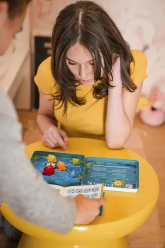 Smart Games Magnetic Travel – CsaliCsel logikai játék – Mágneses utazójáték 48 feladvánnyal