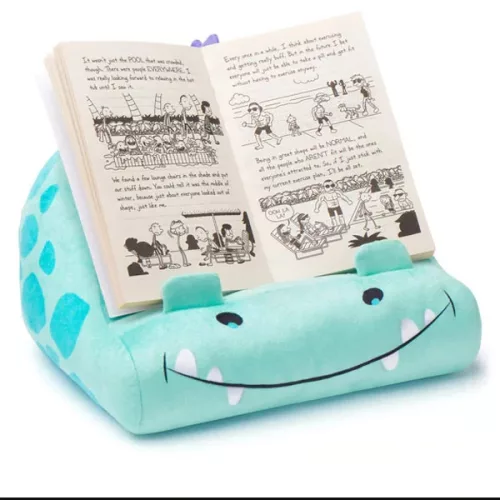 Dinós könyvkanapé – Plüss könyvtartó & tablet állvány gyerekeknek
