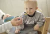 Nuvita vízálló ujjas előke - Sage Green 4372