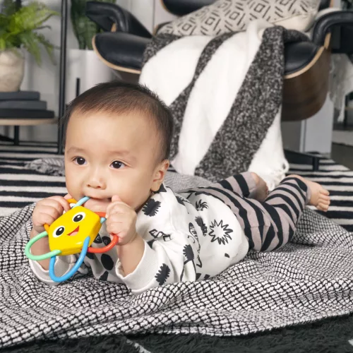 Baby Einstein Rágóka csörgővel Soothing Star BPA mentes - 0hó+