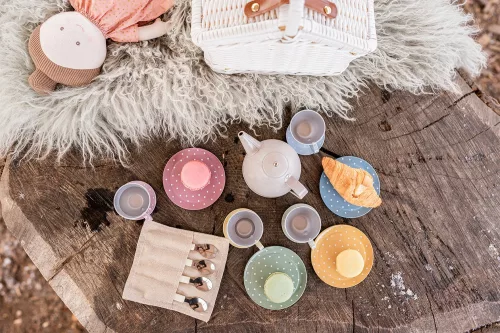 Teáscsésze készlet piknikkosárkával Jabadabado