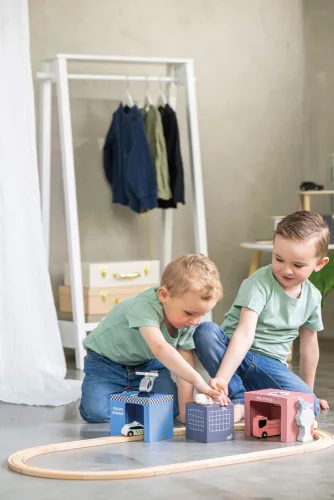 Rendőrségi hajsza, fa vonatpálya szett Jabadabado