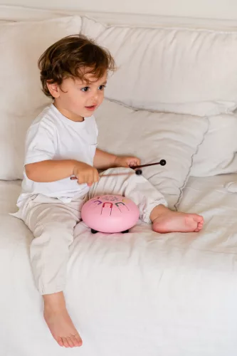 Baby Tambú Csilingelő rózsaszín gyerekhangszer, zenedob, handpan