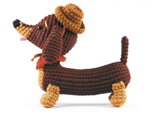 Graine Creative Amigurumi készlet – Tacskó (18 cm)