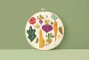 Graine Creative Hímzőkészlet – Zöldségeskert (20 cm)