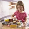 Melissa & Doug 9280 Szerepjáték Fa grill és barbecue tálaló szett