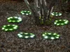 Napelemes kerti lámpa, Strend Pro Garden 6155, zöld, kör alakú gyepburkoló lapok, 24 cm, 4 db, 4 x 8 LED, műfűből készült, akkumulátoros