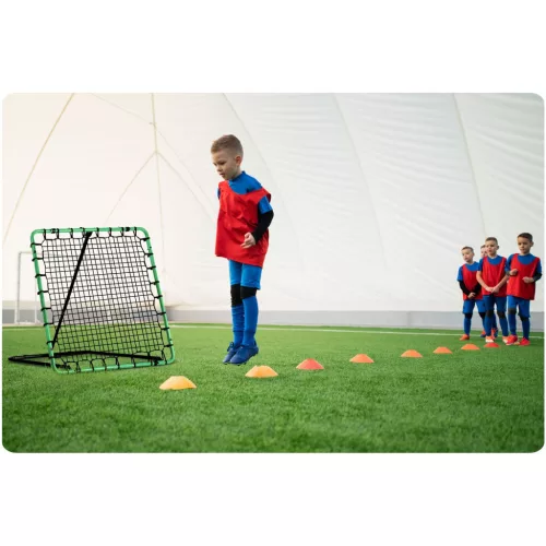 Visszapattanó futball edzőkapu, Neo-Sport, 120 x 120 cm, zöld keret, fekete PE háló, fém váz, időjárásálló, 4 db rögzítő