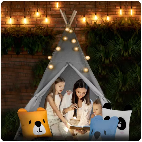Gyereksátor, Nukido Tipi, fényfüzérrel, 120 x 120 x 165 cm, szürke, Montessori stílusú, pamut, fenyőfa rudak, 3 párna, szőnyeg