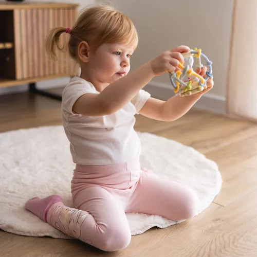 BabyOno csörgõ rágóka labda homokórával 1660
