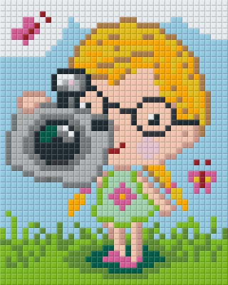 Pixelhobby  801405 Kamerás kislány kreatív szett 10,x12,7cm 1 alaplapos