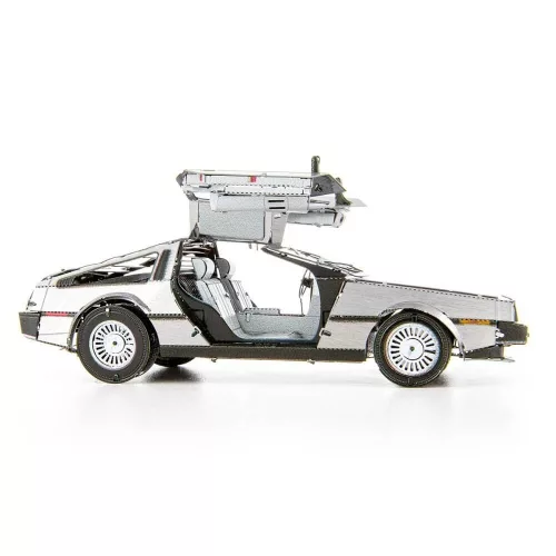 Metal Earth DeLorean - lézervágott acél makettező szett