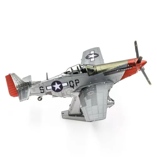 Metal Earth P-51D Mustang Sweet Arlene vadászrepülőgép - lézervágott acél makettező szett
