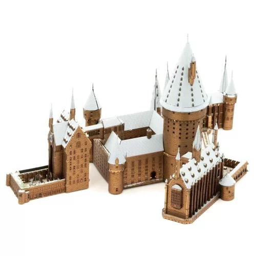Metal Earth ICONX Harry Potter Roxfort a hóban - nagyméretű lézervágott acél makettező szett