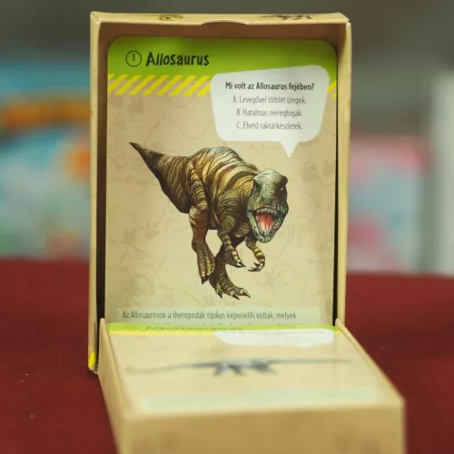 50 dinoszaurusz kártyajáték