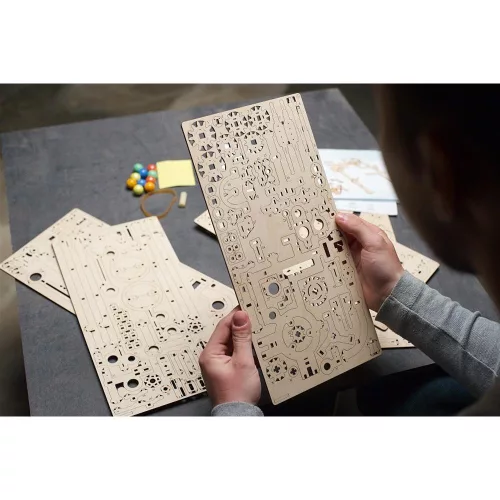 UGEARS Spirális golyópálya - mechanikus modell