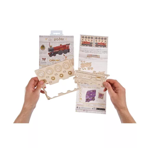 UGEARS Roxfort Expressz színezhető modell