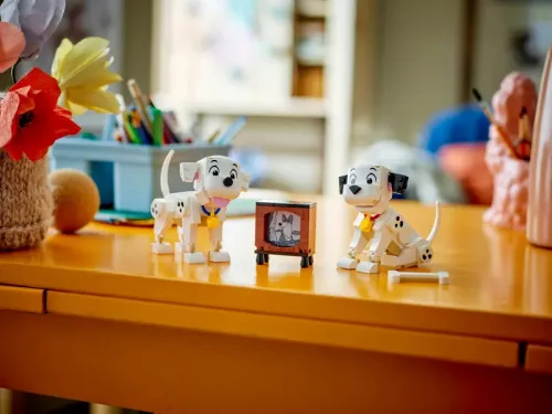 LEGO Disney classic 43271 101 kiskutya: kuksi és pelyhes dalmatakölykök