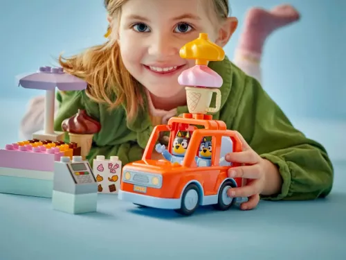 LEGO DUPLO Bluey – Fagyizás Bluey-val (10458)