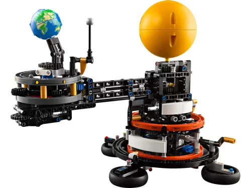 LEGO Technic A Föld és a körülötte keringő Hold 42179 – interaktív építőjáték űrrajongó gyerekeknek (10–16 év)