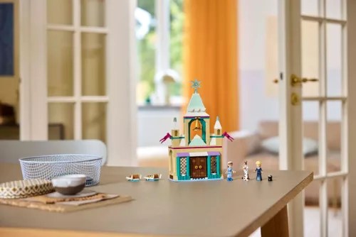 LEGO® Disney™ Jégvarázs – Arendelle kastély (43265)