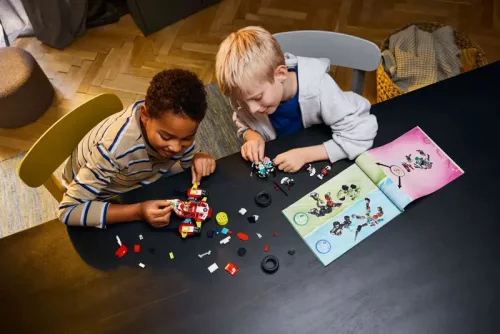 LEGO Dreamzzz 71497 Cooper tigrisrobotja és Zero Hot Rod autója