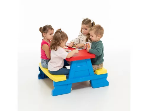 Piknikasztal vegyes színben