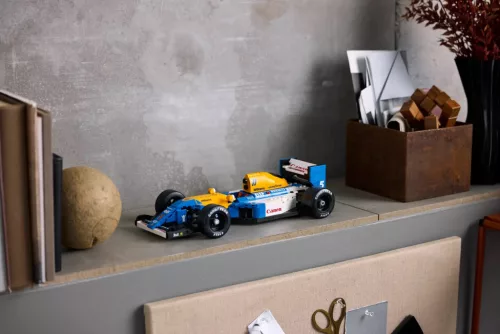 LEGO Williams Racing FW14B és Nigel Mansell 10353 – Forma-1 autómodell felnőtteknek, LEGO® Icons