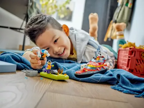 LEGO City 60373 Tûzoltóhajó